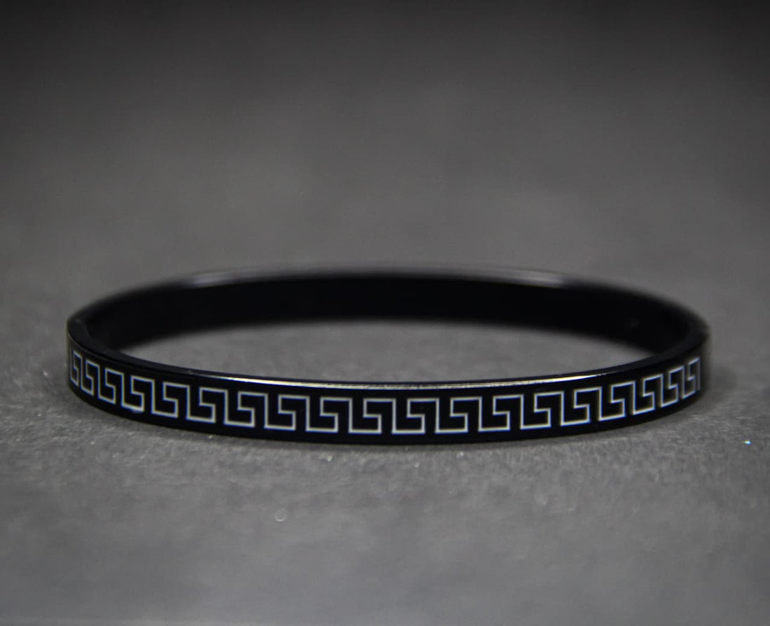 Royal Roman Numerals Black Bracelet For Men